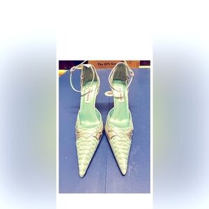 Steve Madden barracuda silver and turquoise heels , size 6.5